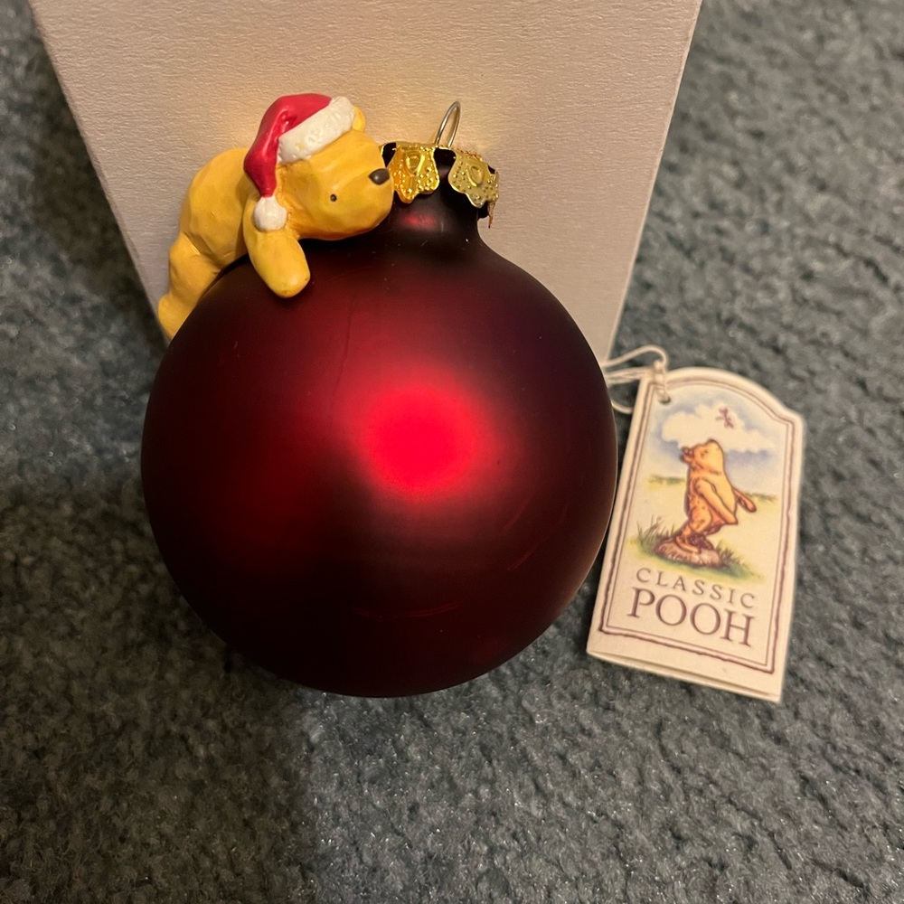 Winnie the Pooh Christmas ornament. Great condition.